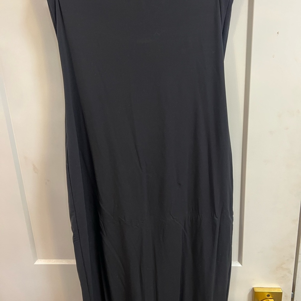 Skims Tube Top‎ dress never worn just been sitting in closet . NWOT